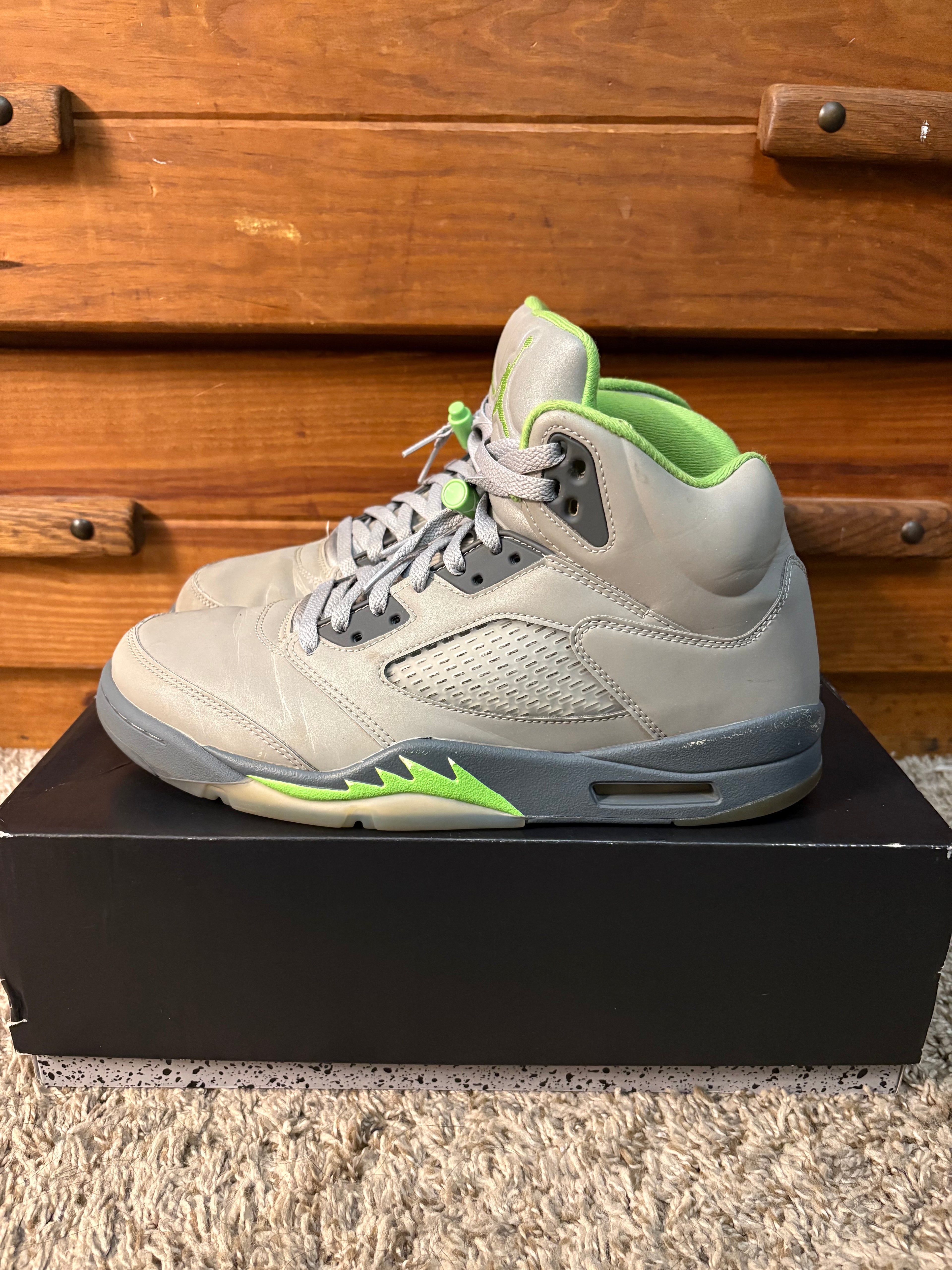 (Pre Owned) Jordan 5 Green Bean - Size 11