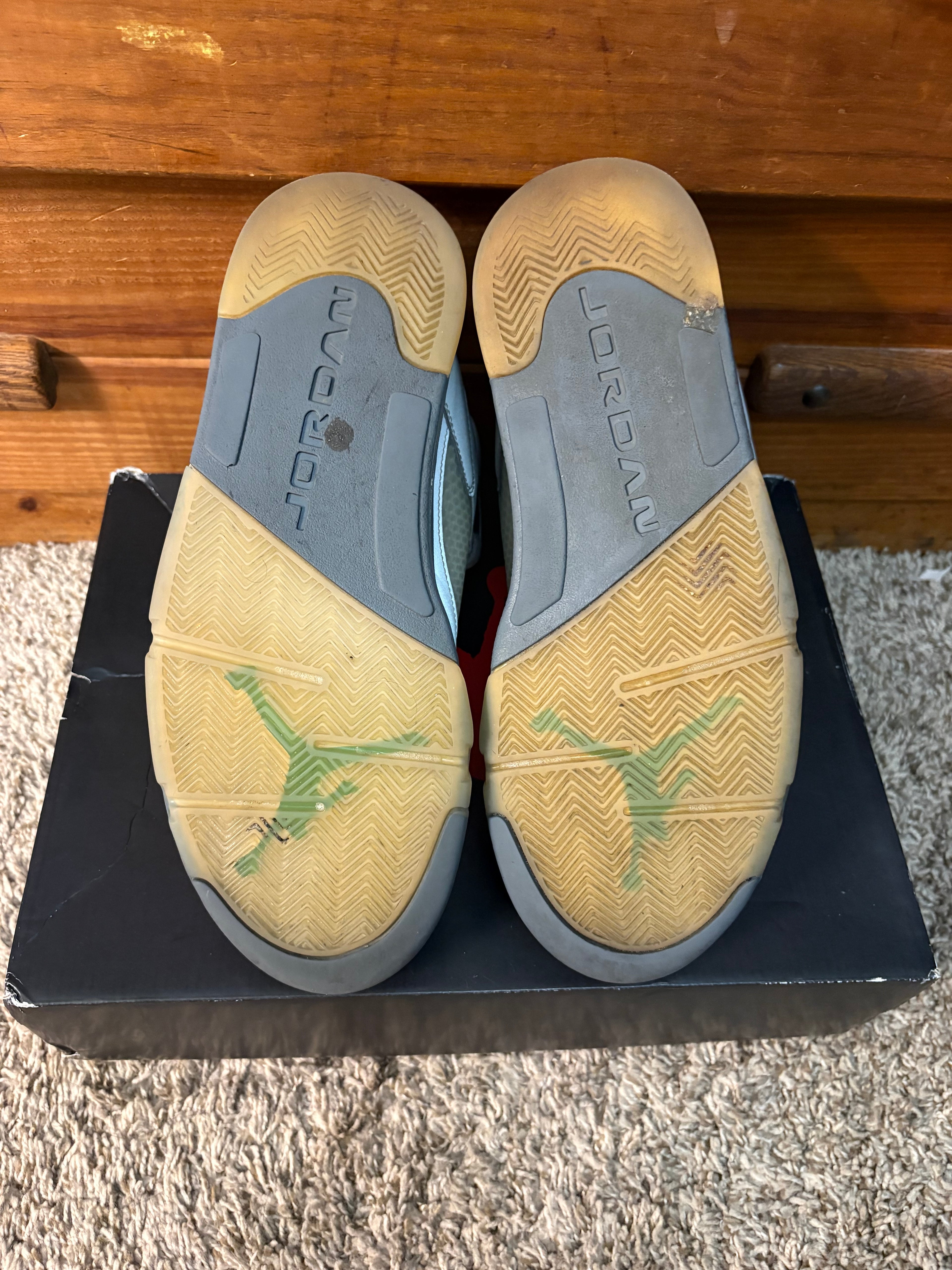 (Pre Owned) Jordan 5 Green Bean - Size 11