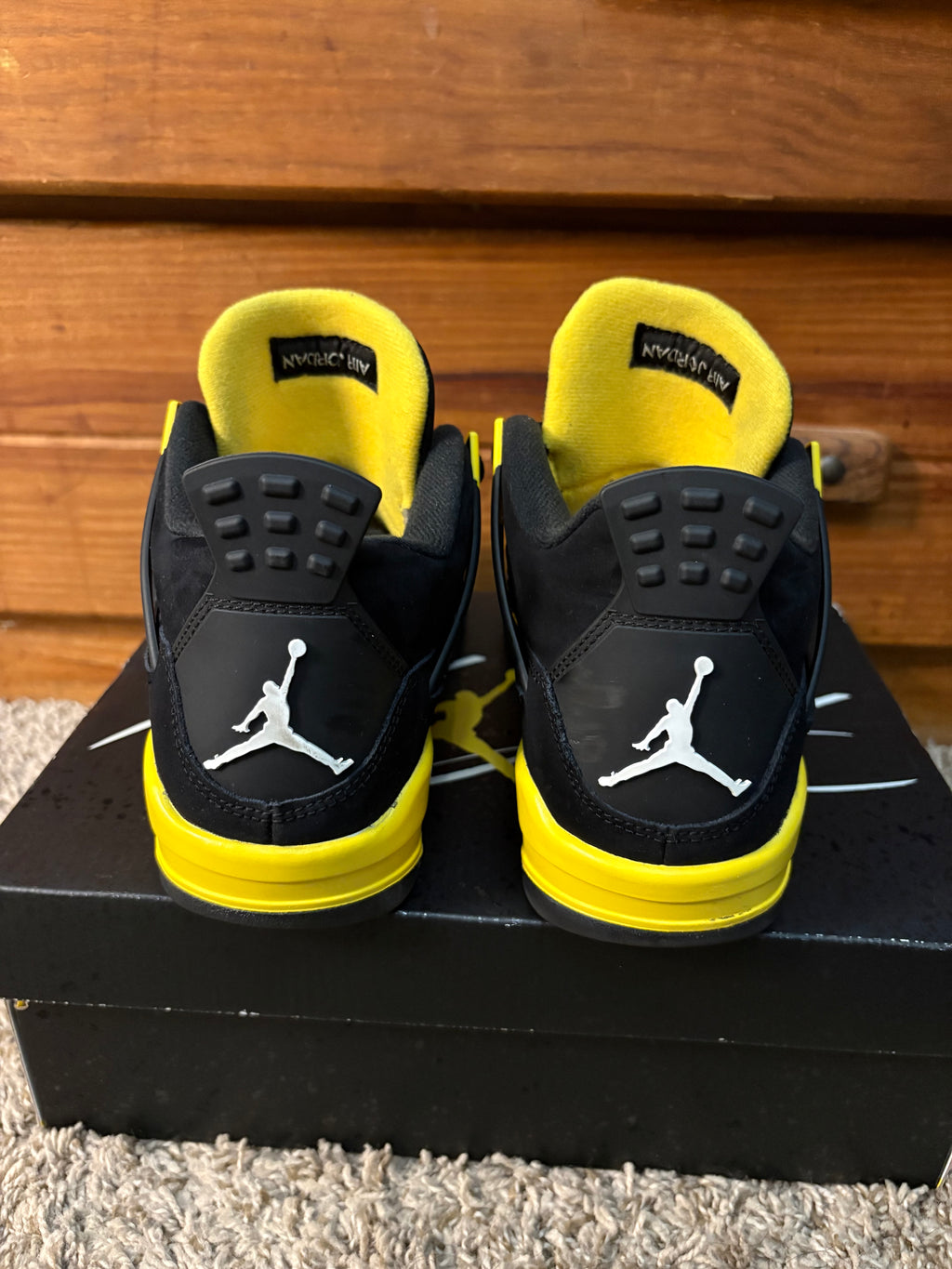 (Pre Owned) Jordan 4 Thunder - Size 6.5y