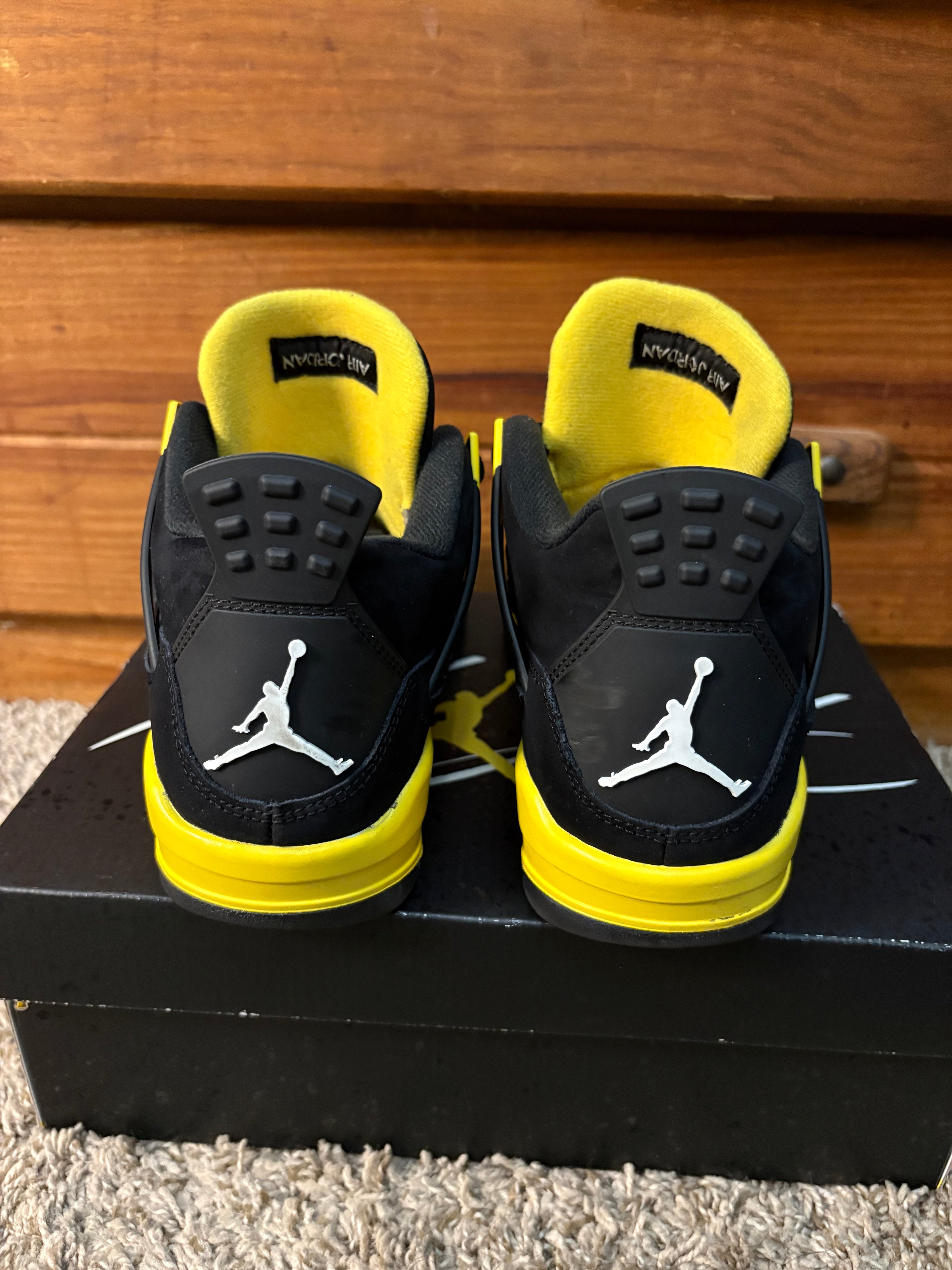 (Pre Owned) Jordan 4 Thunder - Size 6.5y