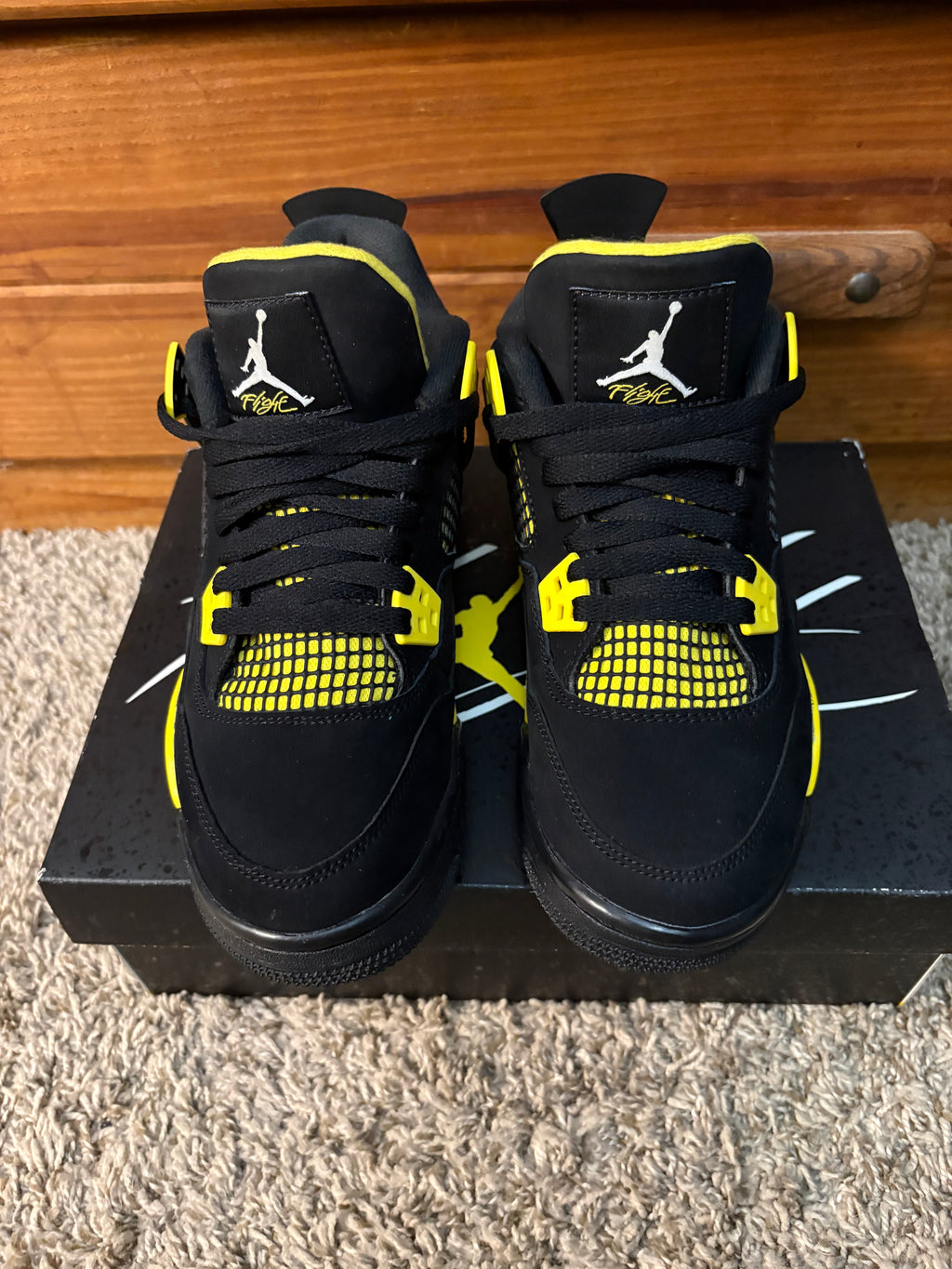 (Pre Owned) Jordan 4 Thunder - Size 6.5y