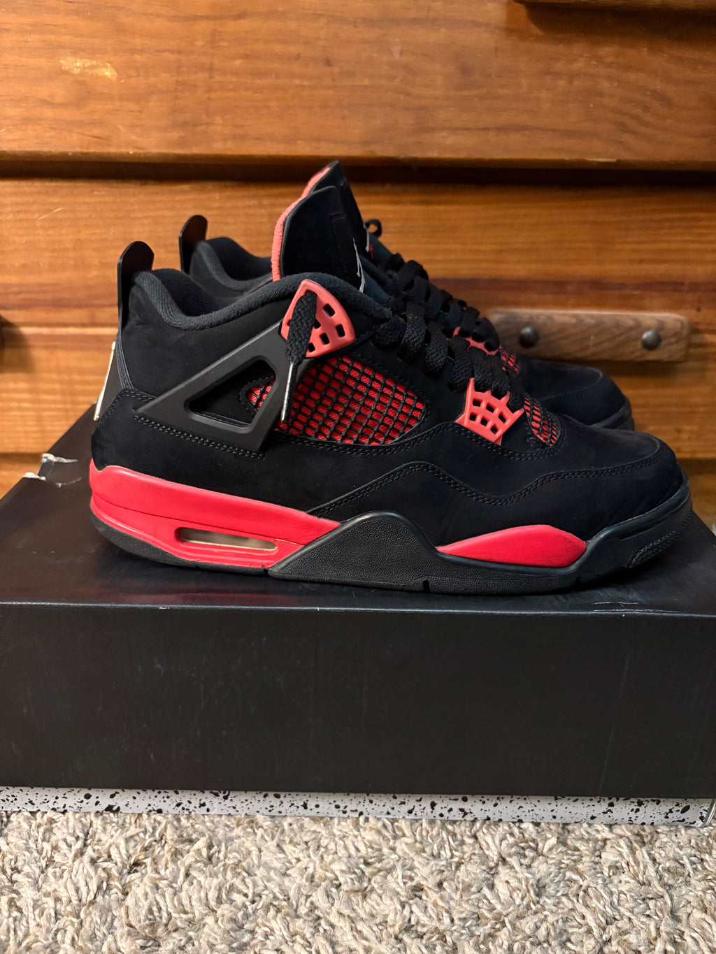 (Pre Owned) Jordan 4 Red Thunder - Size 9.5