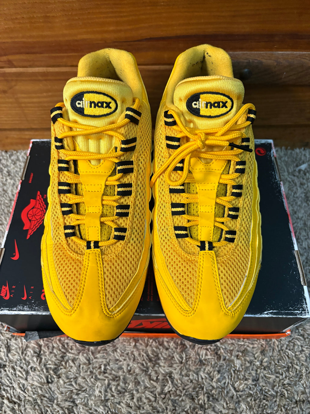 (Pre Owned) Air Max 95 Taxi NYC - Size 9