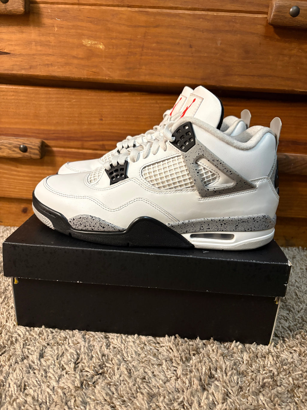 (Pre Owned) Jordan 4 White Cement 2025 - Size 10.5