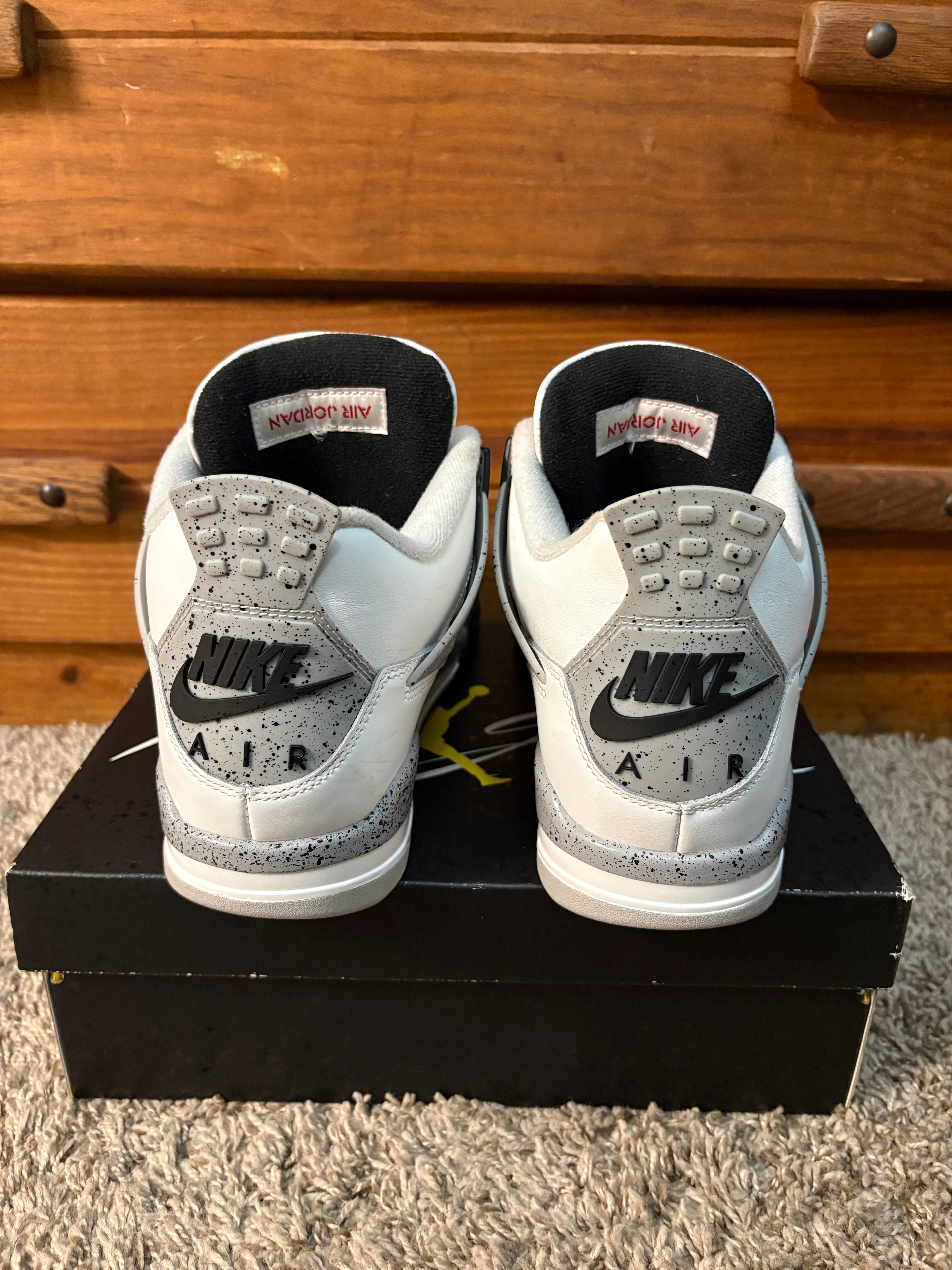 (Pre Owned) Jordan 4 White Cement 2025 - Size 10.5