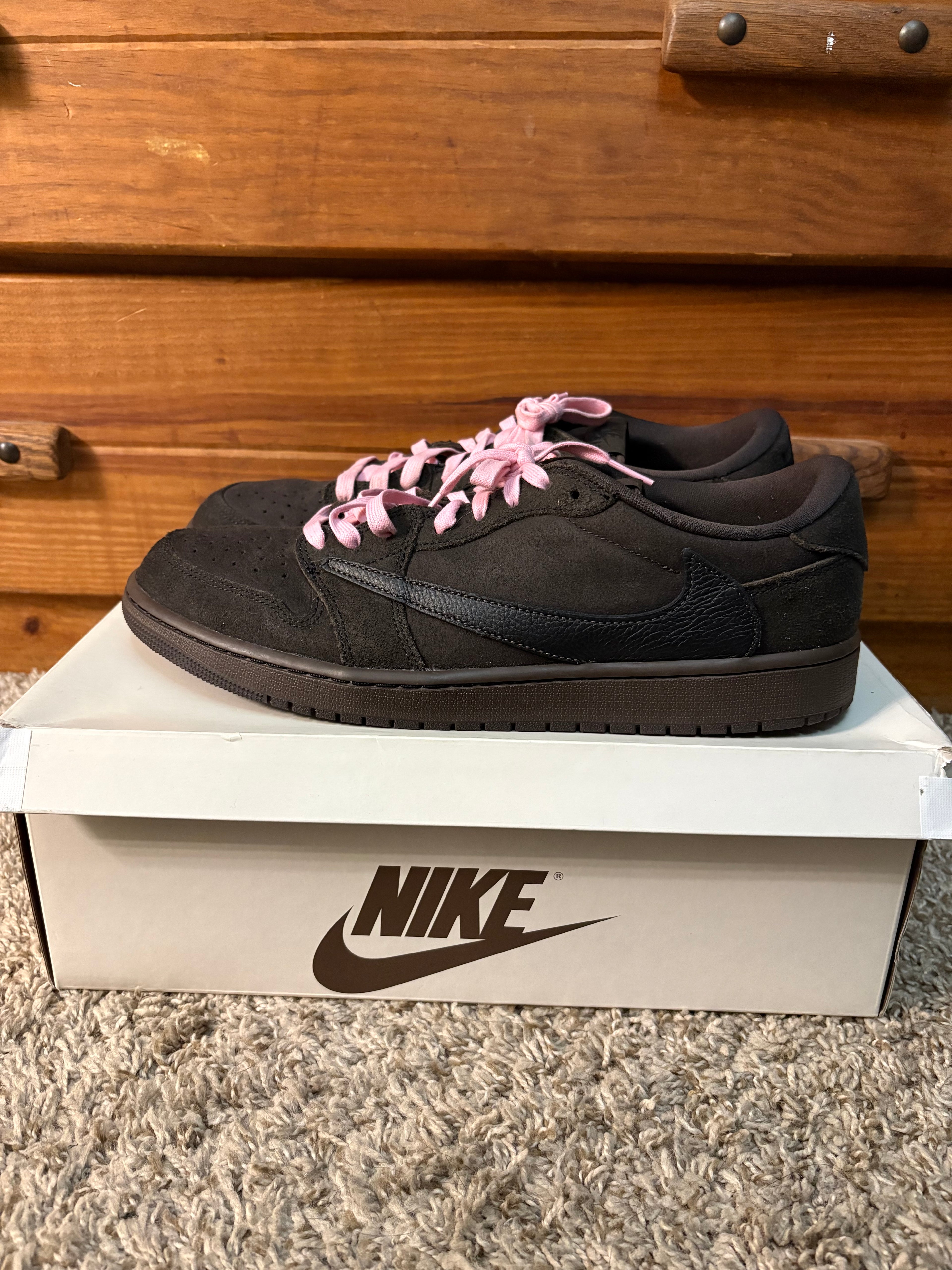 (Pre Owned) Jordan 1 Low Travis Scott Velvet Brown - Size 13