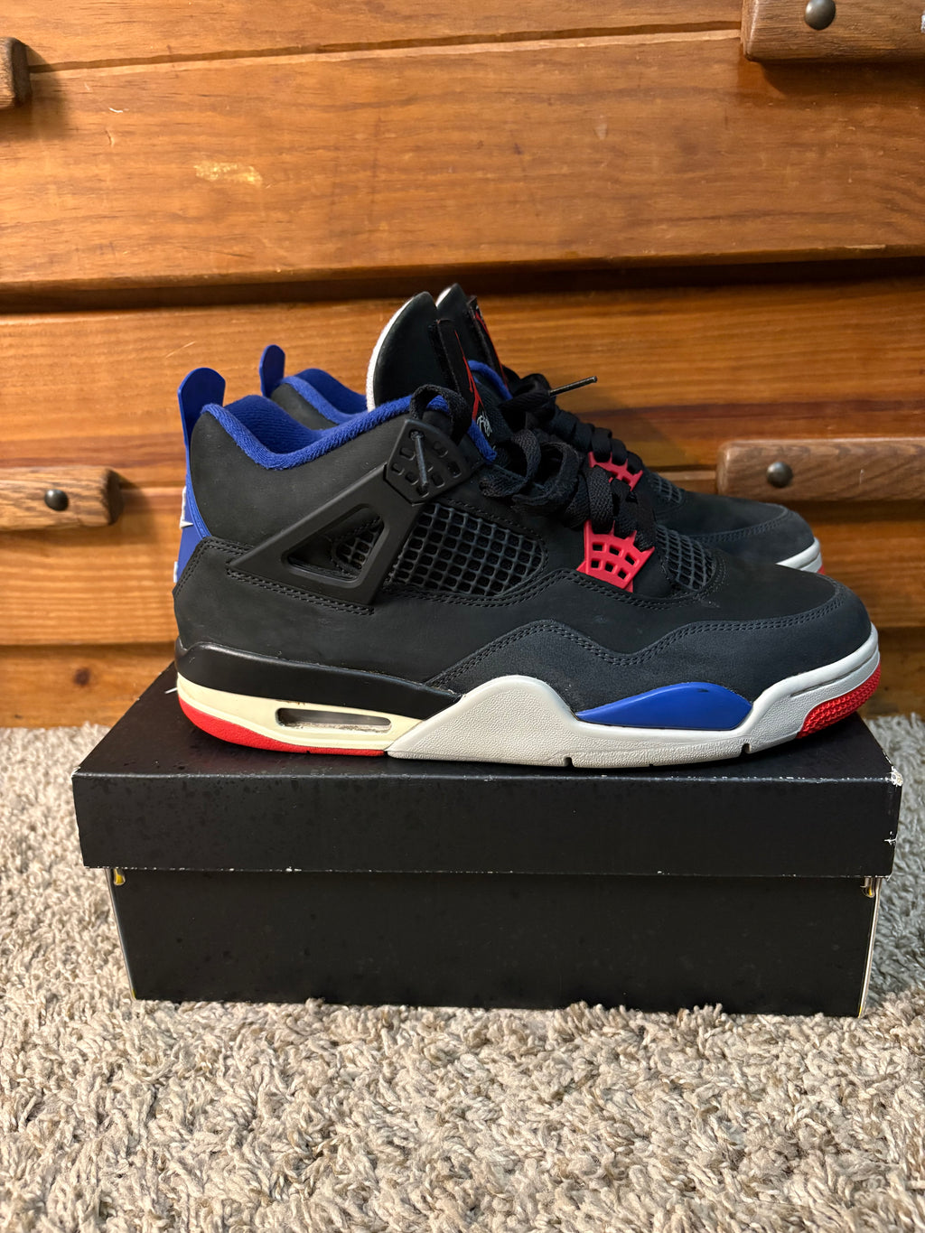 (Pre Owned) Jordan 4 Rare Air - Size 9.5