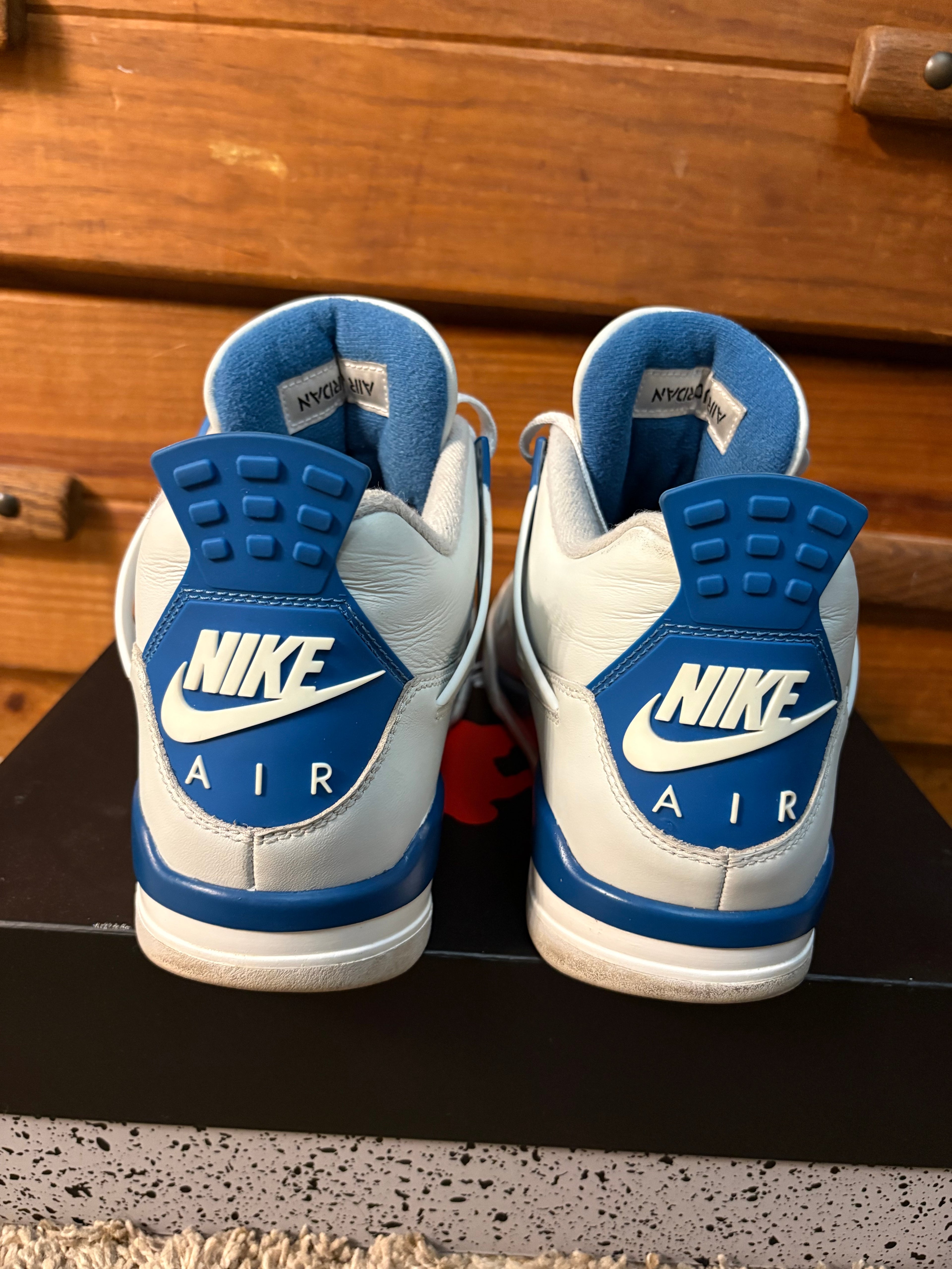 (Pre Owned) Jordan 4 Military Blue 2024 - Size 10.5