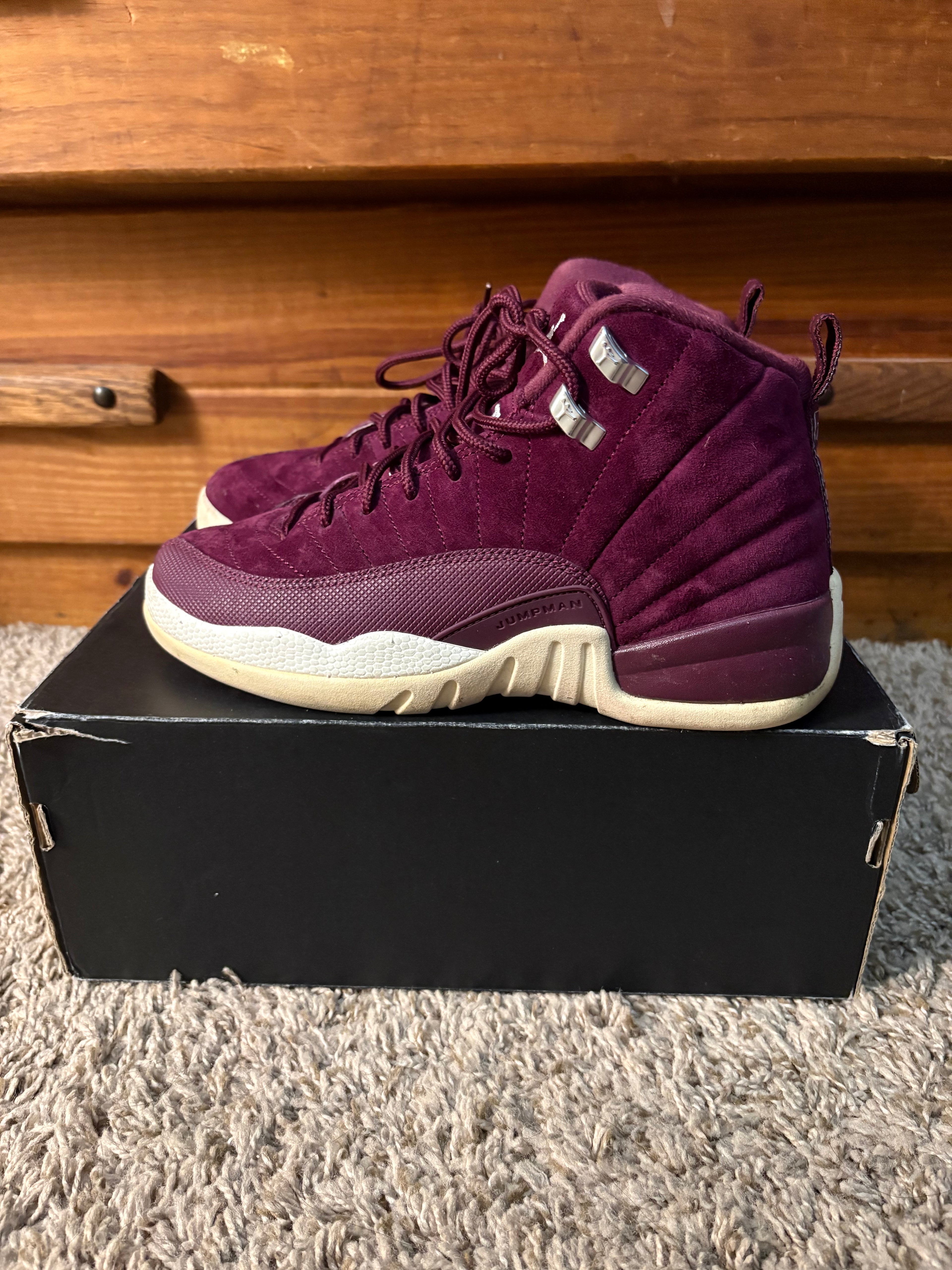 (Pre Owned) Jordan 12 Bordeaux - Size 6.5Y