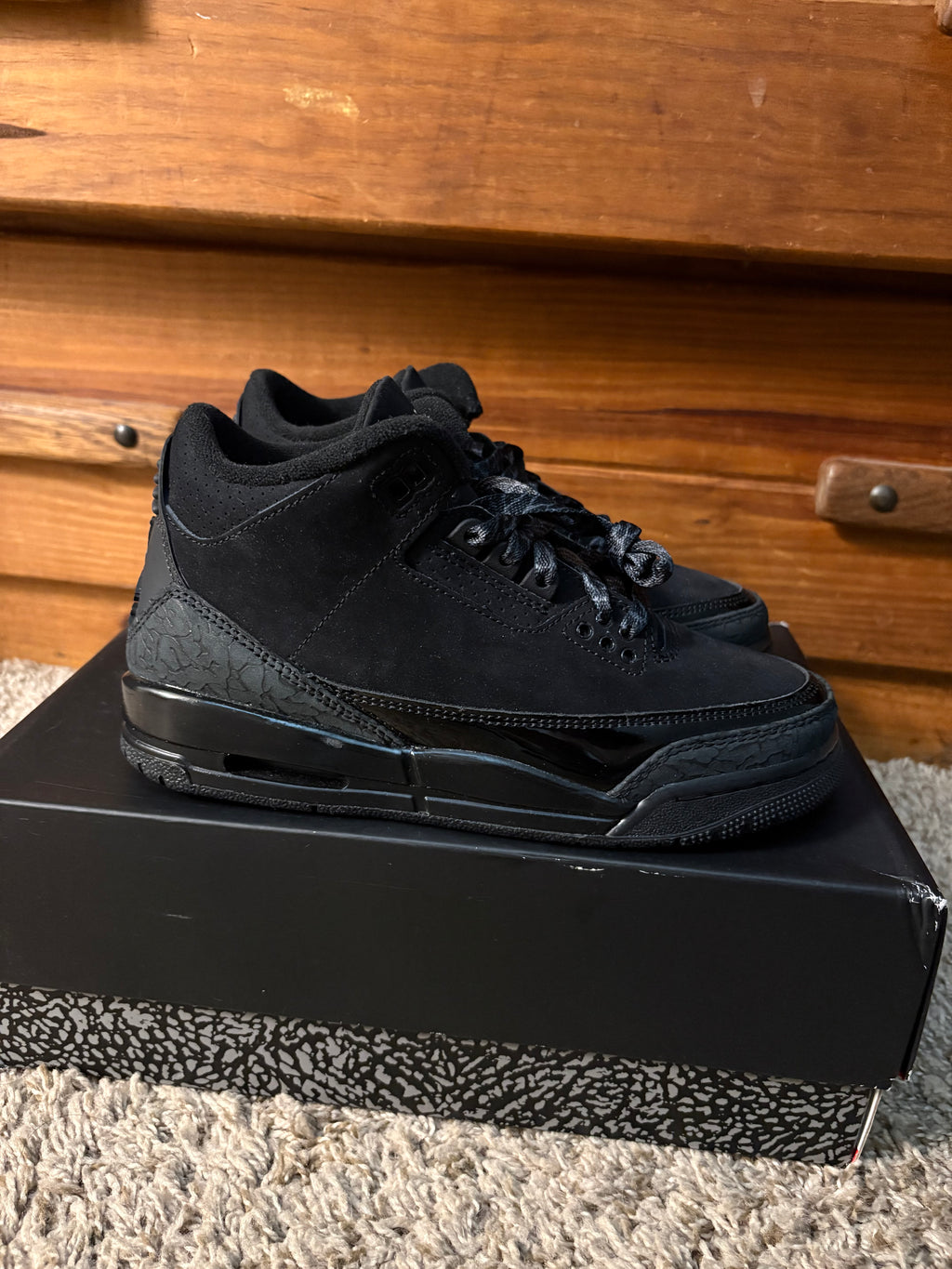 (Brand New/Tried On *Read Description*) Jordan 3 Black Cat 2025 - Size 4.5y