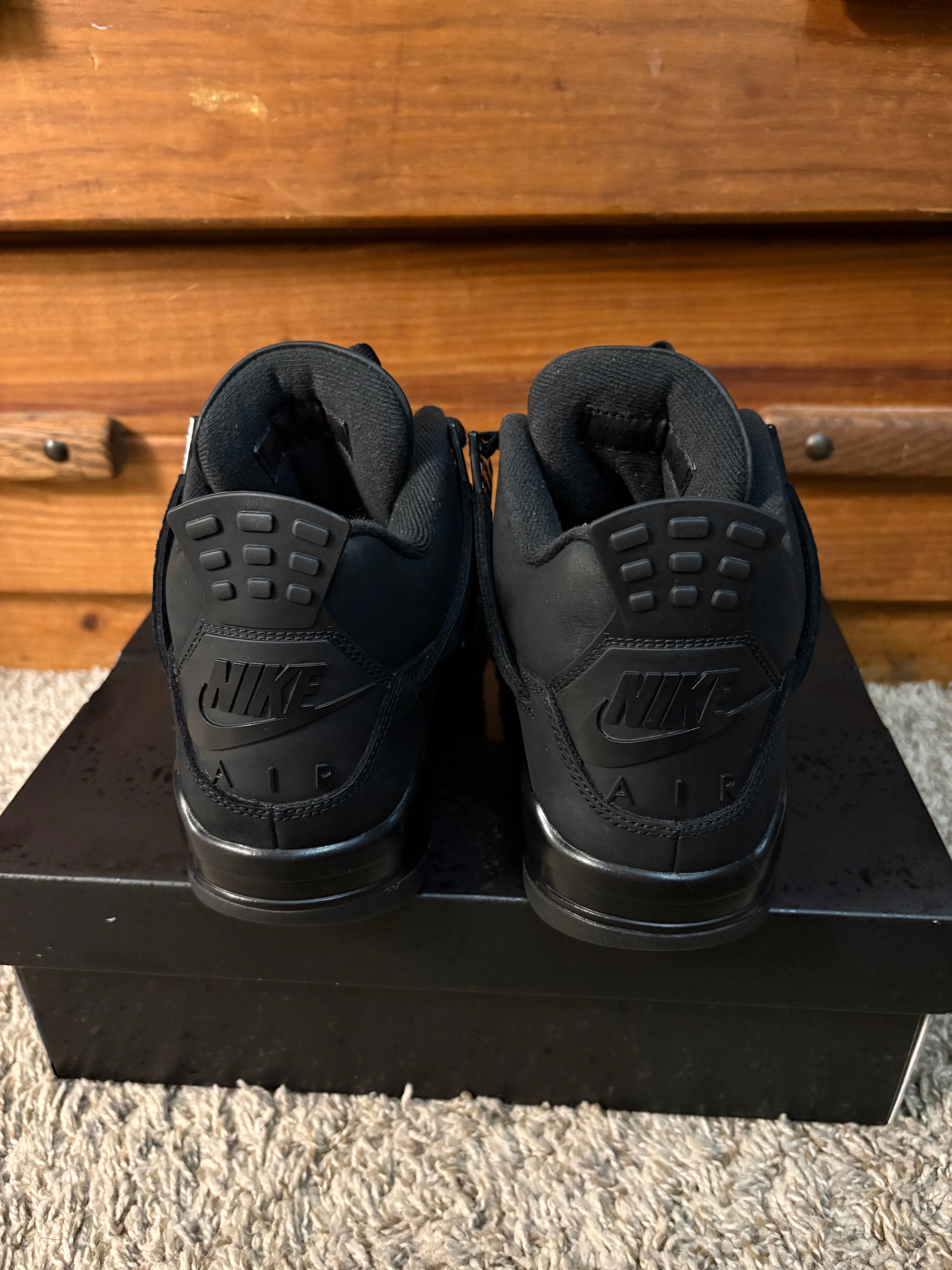 (Pre Owned) Jordan 4 Black Cat 2025 - Size 9