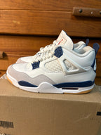(Pre Owned) Jordan 4 SB Navy - Size 8