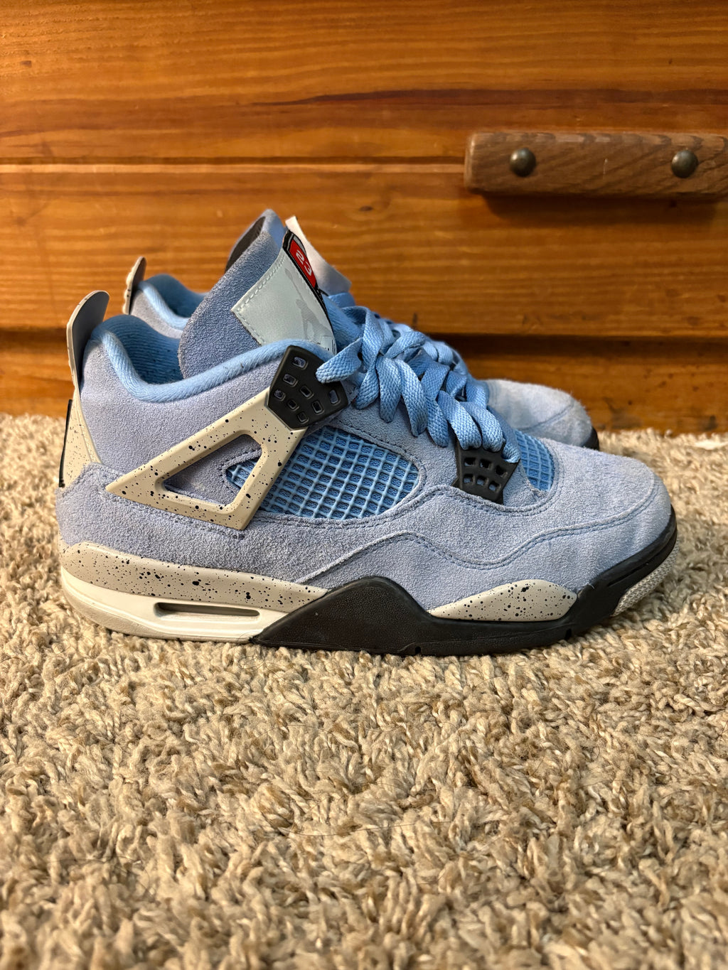 (Pre Owned) Jordan 4 University Blue - Size 7.5