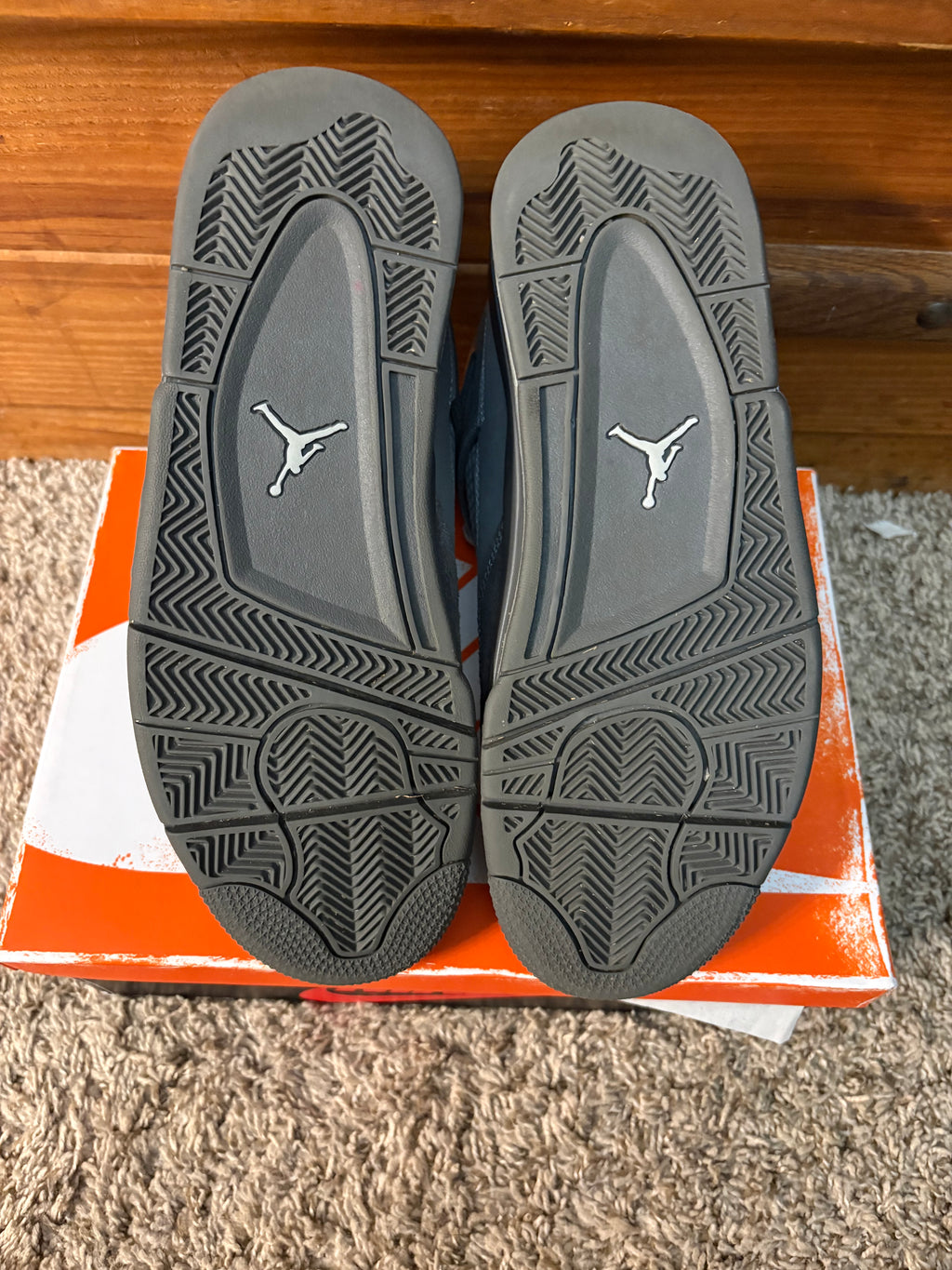 (Pre Owned) Jordan 4 Wet Cement - Size 9