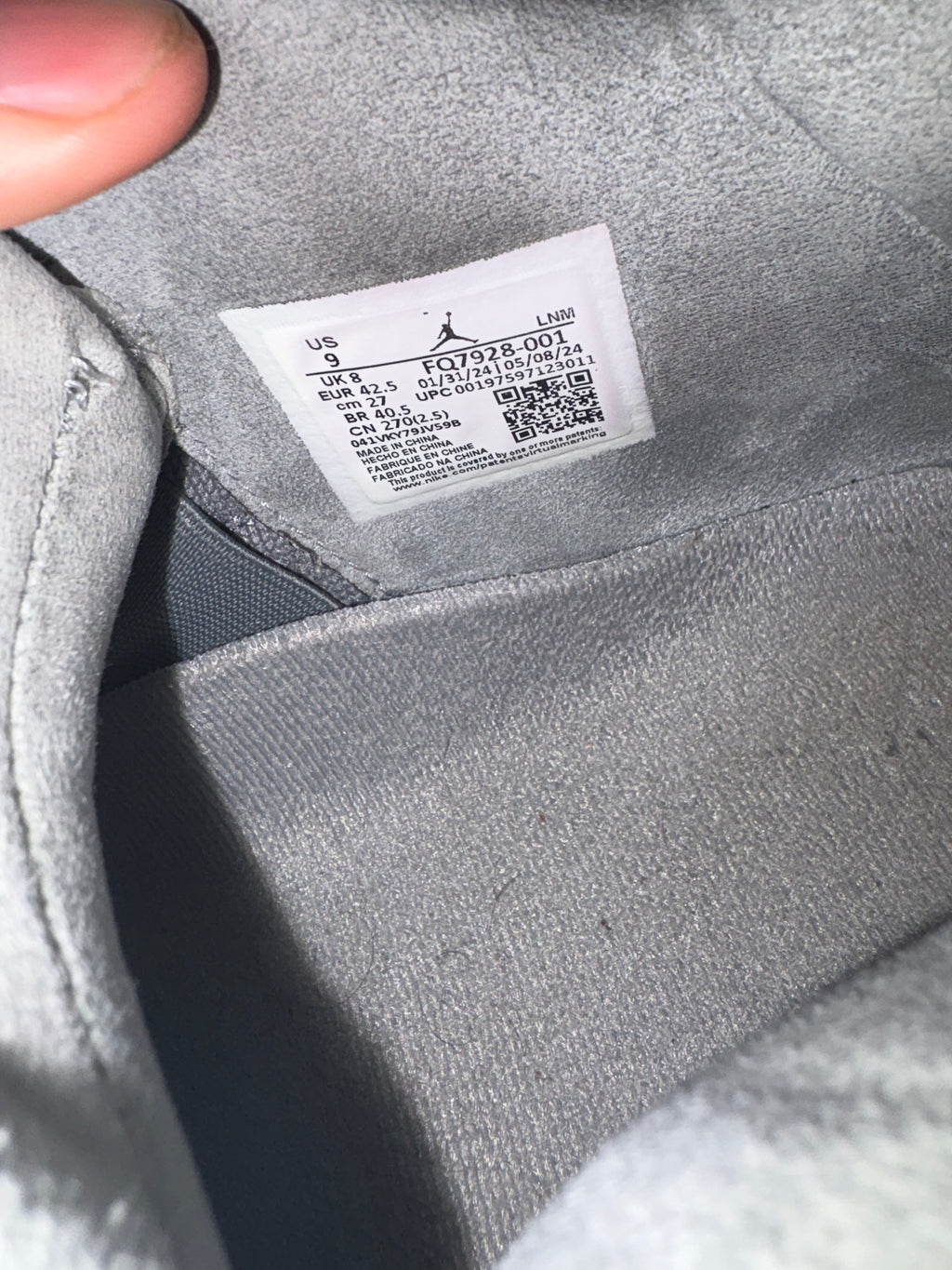 (Pre Owned) Jordan 4 Wet Cement - Size 9