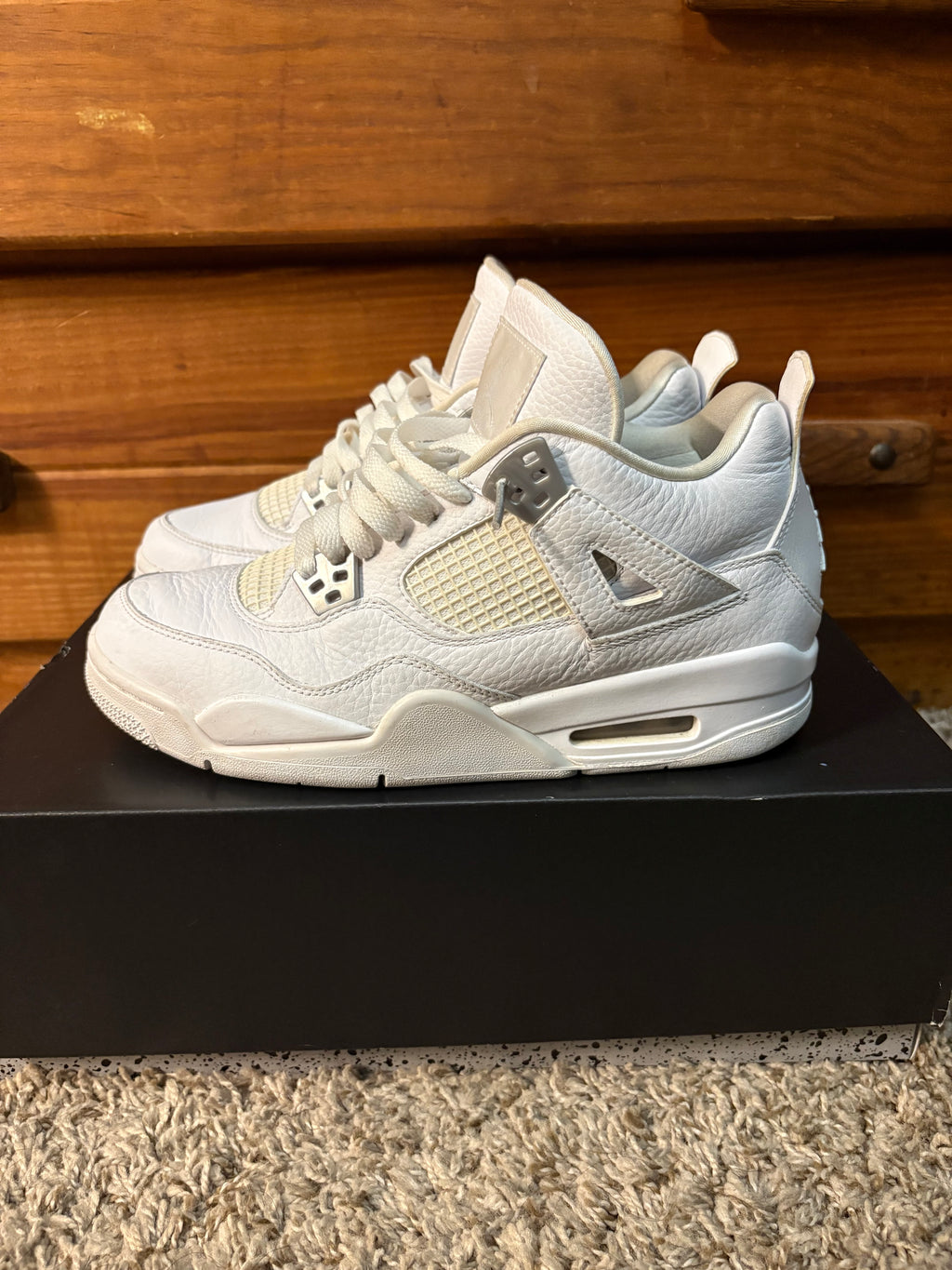 (Pre Owned) Jordan 4 Pure Money - Size 7y