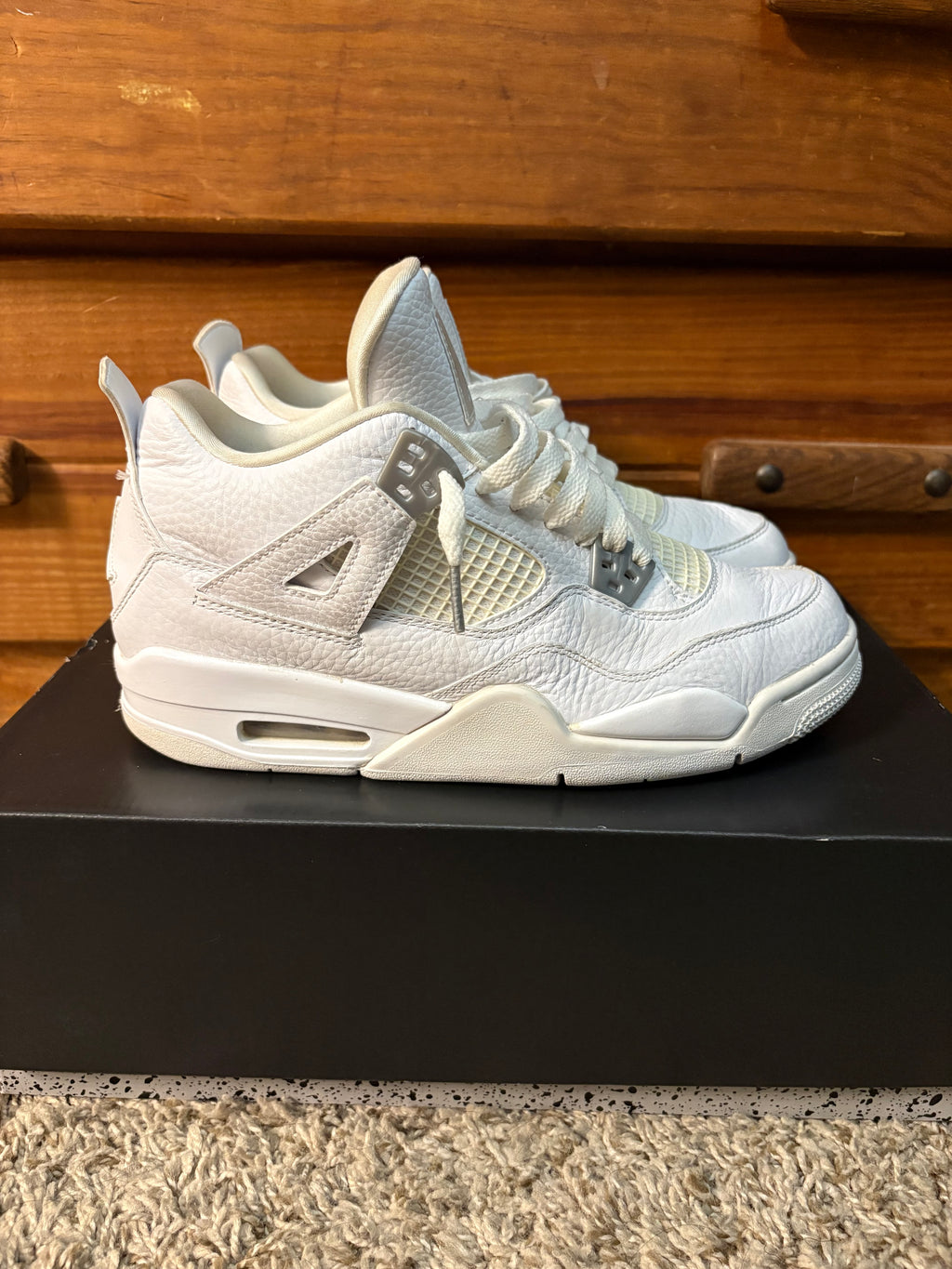 (Pre Owned) Jordan 4 Pure Money - Size 7y