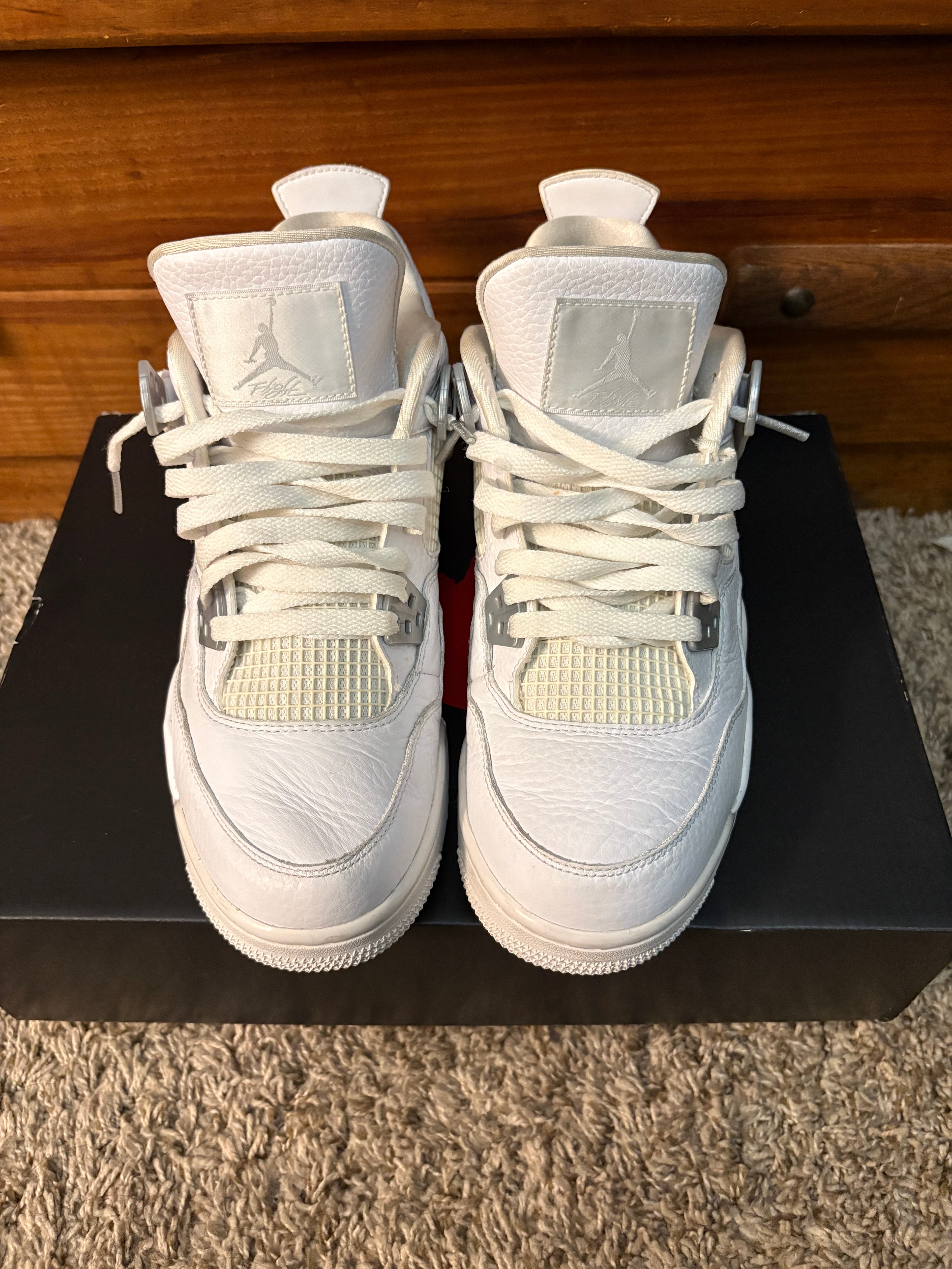 (Pre Owned) Jordan 4 Pure Money - Size 7y